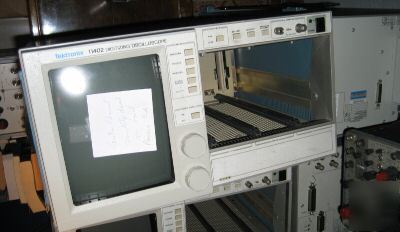 Tektronix 11402 digital oscilloscope 2 channels work