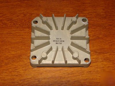 Tektronix 2465 2465A or 2465B hybrid ic 155-0238-00