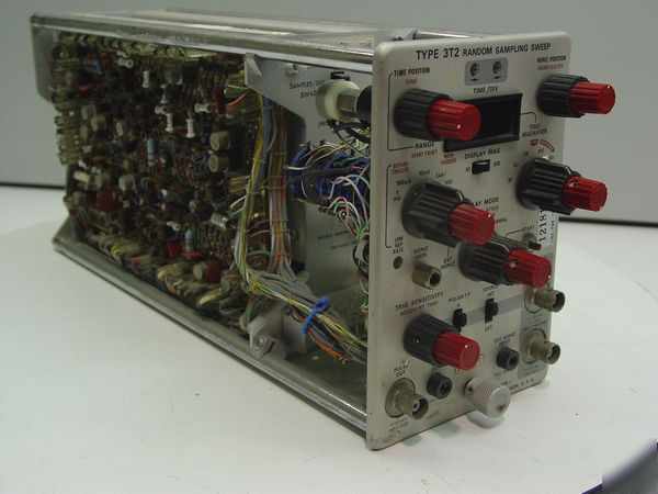 Tektronix 3T2 random sampling sweep plugin