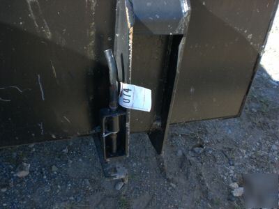 New 6 foot front end loader bucket