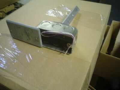 Penn johnson controls: carbon ribbon humidity sensor