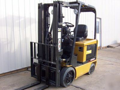2002 caterpillar cat electric 5000LB used forklift