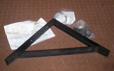 New wall mount assembly for airmaster air circulator