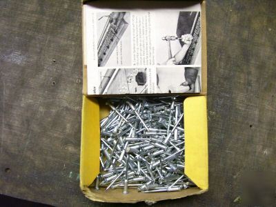 New 250 flexco self-setting rivets item#40527 ( in box)